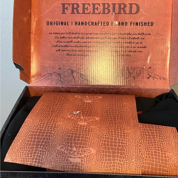 Freebird Coal Gray And Brown Boots 11 - Picture 6 of 13